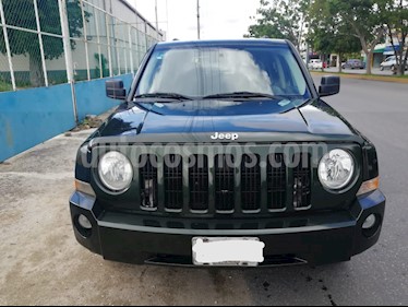 Foto Jeep Patriot 4x2 Base CVT usado (2010) color Verde precio $100,000