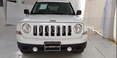 Foto Jeep Patriot 4x2 Latitude Aut usado (2016) color Blanco precio $208,250