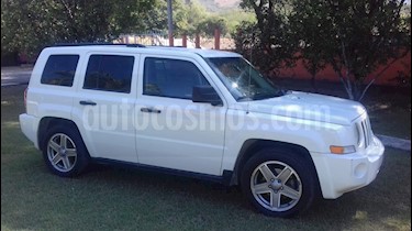 Foto venta Auto usado Jeep Patriot 4x2 Sport Aut (2008) color Blanco precio $115,000