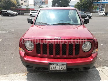 foto Jeep Patriot 4x2 Sport CVT usado (2014) color Rojo precio $179,000