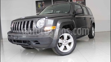 Foto Jeep Patriot 4x2 Sport usado (2016) color Gris precio $209,000