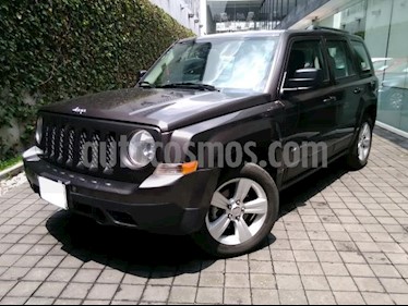 foto Jeep Patriot 5p Sport L4/2.4 Aut usado (2017) color Gris precio $269,000