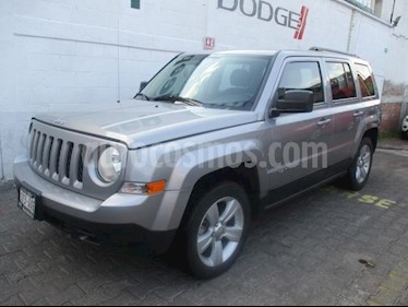 foto Jeep Patriot 5p Sport L4/2.4 Aut usado (2015) color Plata precio $215,000