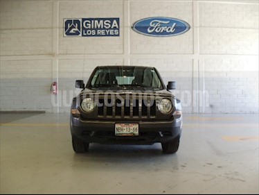 foto Jeep Patriot 4x2 Sport Aut usado (2017) color Azul Marino precio $240,000