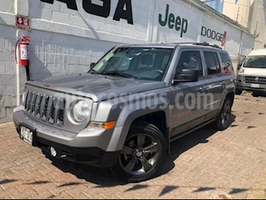 foto Jeep Patriot 5P LATITUDE CVT DVD usado (2016) color Gris precio $270,000