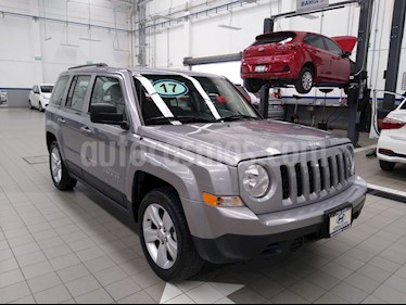foto Jeep Patriot 4x2 Sport usado (2017) color Plata precio $245,000