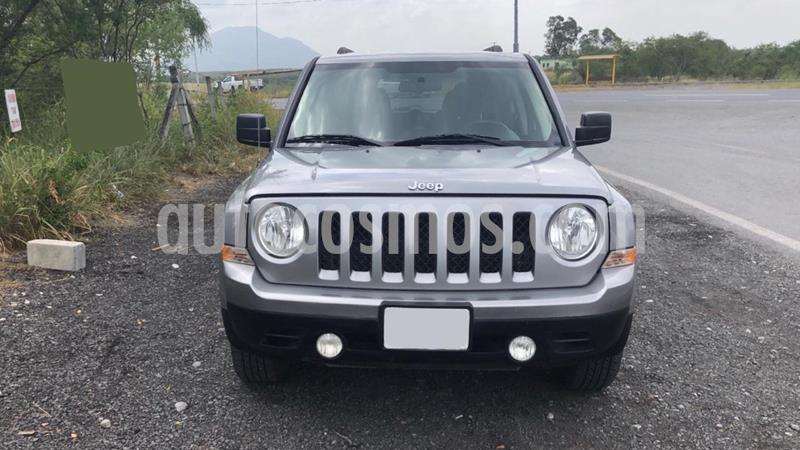 foto Jeep Patriot 4x2 Latitude Aut usado (2015) color Plata Martillado precio $205,000
