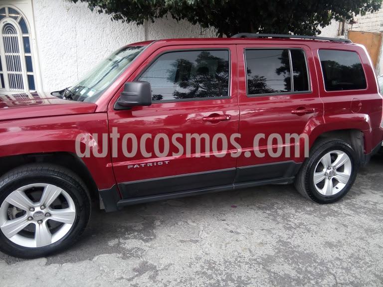 foto Jeep Patriot 4x2 Sport Aut usado (2012) color Rojo Cerezo precio $151,000