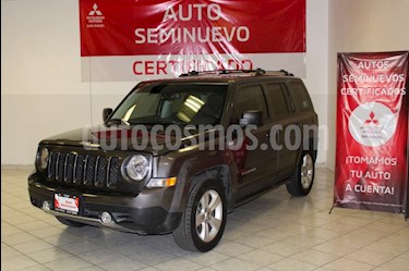 foto Jeep Patriot 4x2 Limited CVT Nav usado (2015) color Grafito precio $225,000