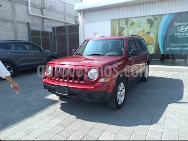 foto Jeep Patriot 4x2 Sport usado (2017) color Rojo precio $229,000