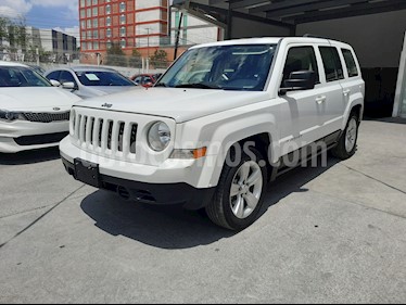foto Jeep Patriot 4x2 Sport CVT usado (2016) color Blanco precio $220,000