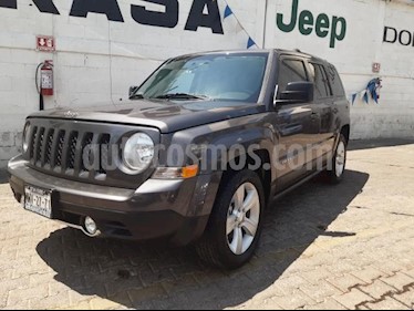 foto Jeep Patriot 5P LIMITED CVT VE6 CD PIEL QC GPS usado (2016) color Gris precio $249,000