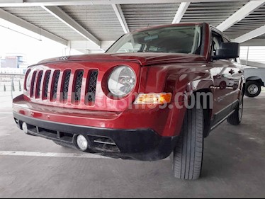 Foto Jeep Patriot 4x2 Latitude Aut usado (2015) color Rojo precio $180,000