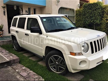 foto Jeep Patriot 4x2 Sport CVT usado (2009) color Blanco precio $125,000