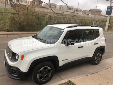 Jeep Renegade 1.8L Sport LX usado (2017) color Blanco precio $9.790.000