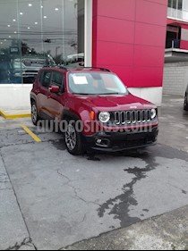 foto Jeep Renegade 4x2 Latitude Aut usado (2017) color Rojo Cerezo precio $265,000