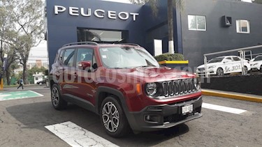 foto Jeep Renegade 4x2 Latitude Aut usado (2017) color Rojo Cerezo precio $304,900