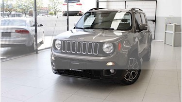 foto Jeep Renegade 4x2 Latitude Aut usado (2017) color Gris precio $305,000