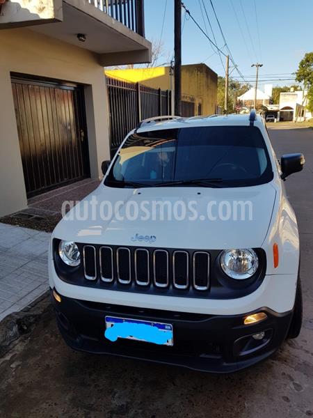 Jeep Renegade Sport Aut usado (2017) color Blanco precio $1.200.000