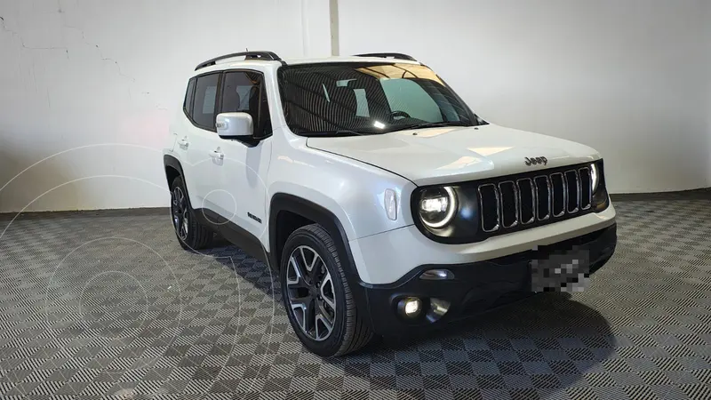 Foto Jeep Renegade Longitude Aut usado (2021) color Blanco precio $32.830.000