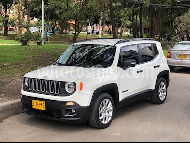 foto Jeep Renegade 1.8L Sport Plus Aut usado (2018) color Blanco Alpine precio $65.900.000