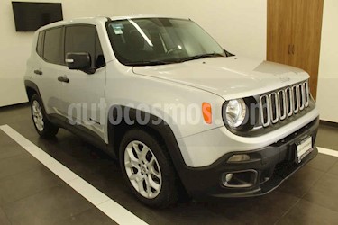 Jeep Renegade 3p Sport L4/1.8 Aut usado (2017) color Plata precio $259,000