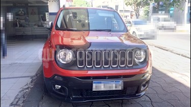 Foto venta Auto usado Jeep Renegade Sport Aut (2017) color Rojo precio $750.000