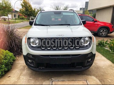 foto Jeep Renegade Sport usado (2019) color Blanco precio $1.038.000