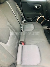 foto Jeep Renegade Sport usado (2016) color Rojo precio $650.000