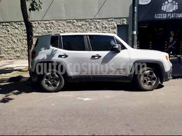 Foto venta Auto usado Jeep Renegade Sport (2018) color Gris Claro precio $669.000