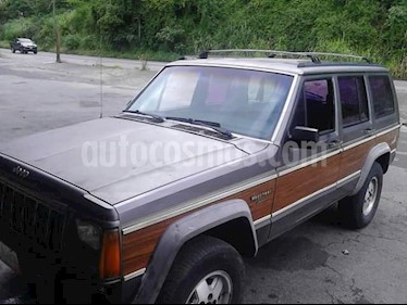 Foto Jeep Wagoneer LTD. 4x4 L6 4.0i usado (1992) color Verde precio u$s812