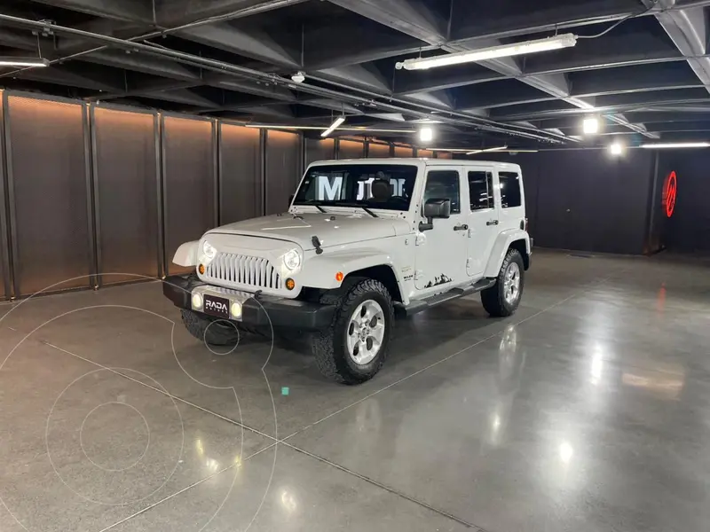 Foto Jeep Wrangler Unlimited Unlimited Sahara 4x4 3.6L Aut usado (2015) color Blanco precio $399,900