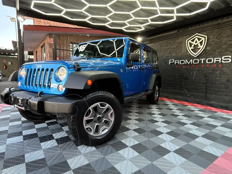 Foto Jeep Wrangler Unlimited Unlimited Sport 4x4 3.6L Aut usado (2015) color Azul precio $299,900