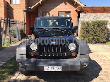 Foto venta Auto Usado Jeep Wrangler 3.6L Unlimited Sport 4P (2014) color Negro precio $15.900.000