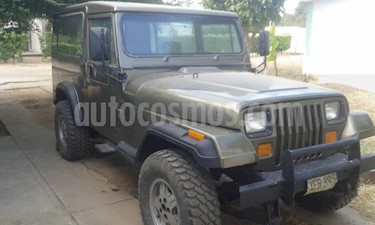 Foto venta carro usado Jeep Wrangler Auto. 4x4 (1987) color Marron precio BoF2.500
