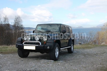 Foto Jeep Wrangler Auto. 4x4 usado (2007) color Verde precio u$s4.500
