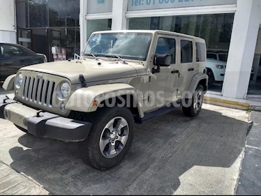 Foto venta Auto usado Jeep Wrangler JK Sahara 4x4 3.6L Aut (2018) color Beige precio $599,900