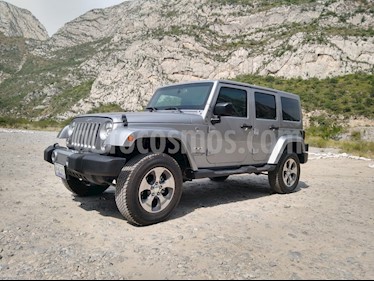 foto Jeep Wrangler Unlimited Sahara 4x4 3.6L Aut usado (2018) color Plata precio $1,599,000