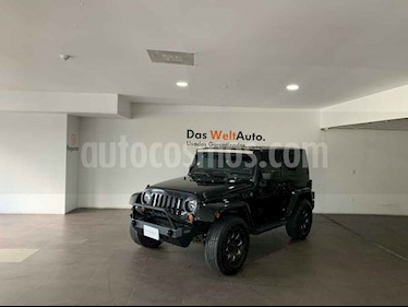 Jeep Wrangler 3p Sahara 4x4 a/a GPS R18 usado (2013) color Negro precio $405,000
