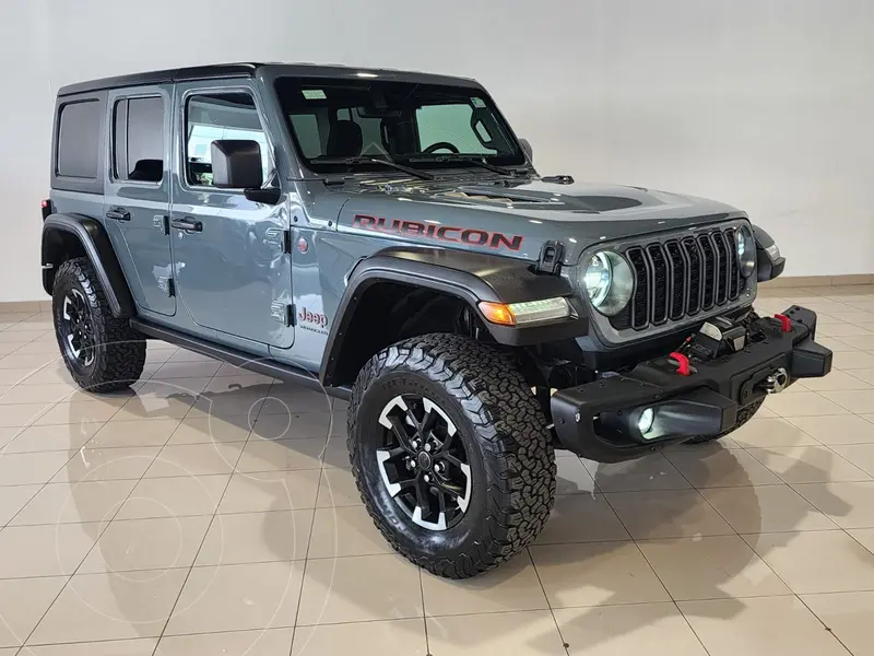 Foto Jeep Wrangler Rubicon usado (2024) color Plata Martillado financiado en mensualidades(enganche $239,000 mensualidades desde $19,914)