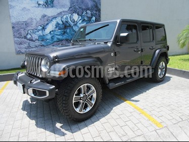 foto Jeep Wrangler Unlimited Sahara 4x4 3.6L Aut usado (2018) color Gris precio $789,000