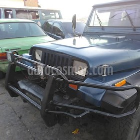 Foto venta carro usado Jeep Wrangler Sinc. 4x4 (1991) color Azul precio u$s1.800