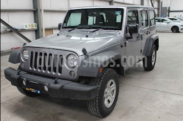 foto Jeep Wrangler Unlimited Sport 4x4 3.6L Aut usado (2018) color Plata precio $469,800