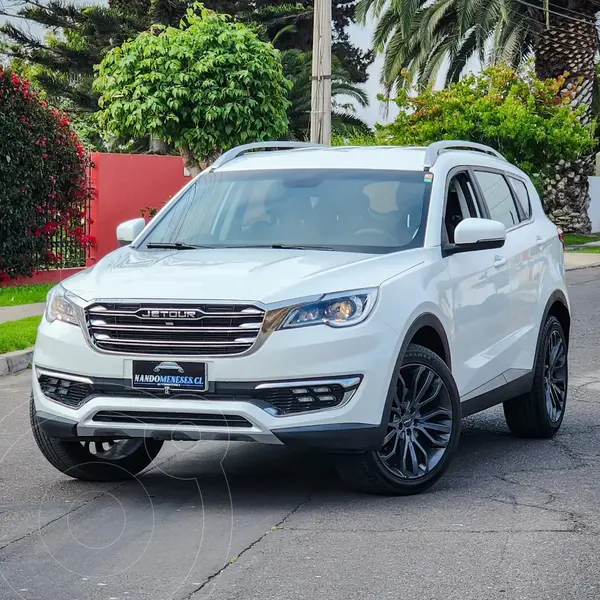 Foto Jetour X70 1.5L GLS usado (2023) color Blanco precio $15.490.000