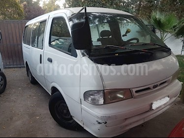 Kia Besta Minibus Van 2.7 usado (2000) color Blanco precio $3.150.000