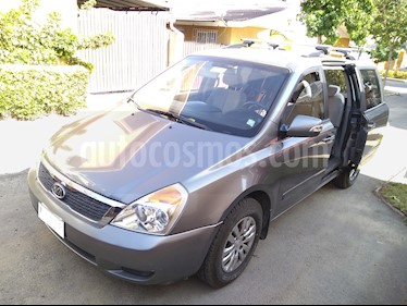 Kia Carnival LX 2.7L usado (2011) color Gris precio $7.800.000