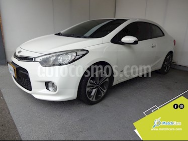 KIA Cerato Koup 2.0L usado (2016) color Blanco precio $40.390.000