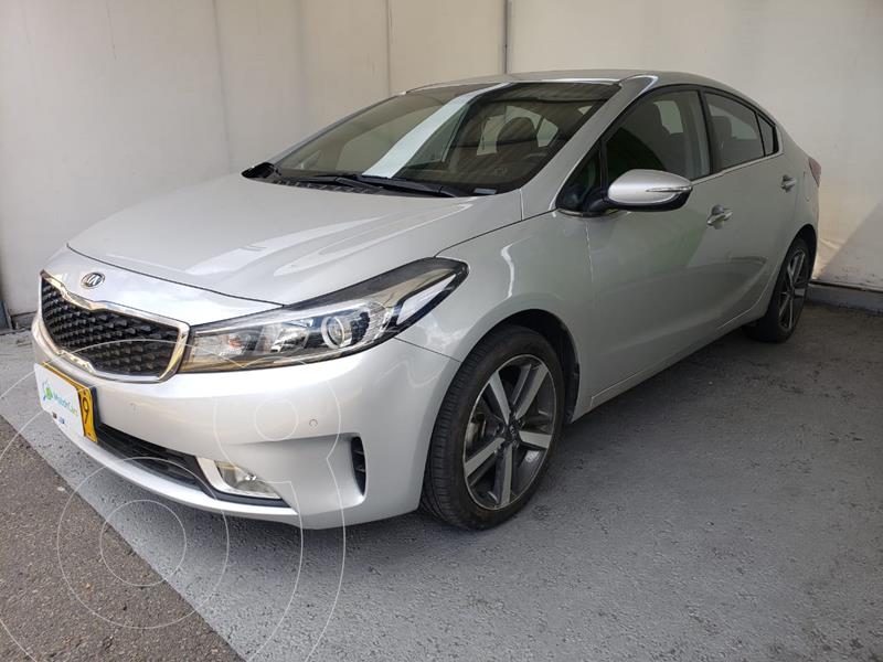 foto KIA Cerato Pro 1.6L Aut usado (2017) color Plata precio $46.990.000