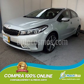 KIA Cerato Pro 1.6L Aut usado (2018) color Plata precio $49.990.000
