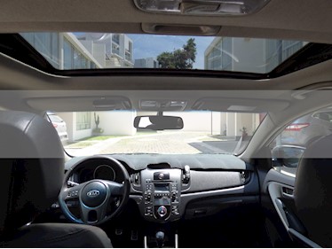 Foto KIA Cerato 1.6 EX Plus usado (2012) color Plata precio u$s11,500